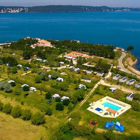Camping Tikayan Felix De La Bastide Saint-Mitre-les-Remparts Exteriér fotografie